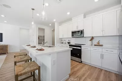 44246 Fleetwood Drive, Lancaster, CA 93535 - Photo 11