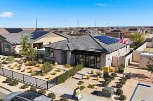 44246 Fleetwood Dr, Lancaster, CA 93535 - Photo 3