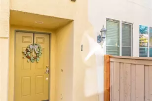41704 Wild Iris, Murrieta, CA 92562 - Photo 3