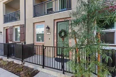 129 Dove Lndg, Covina, CA 91722 - Photo 3