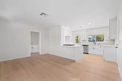 8981 Cypress, Fontana, CA 92335 - Photo 15