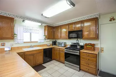9549 Hermitage, Riverside, CA 92503 - Photo 7