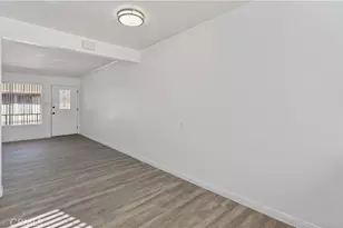 527 Cedar Ave, Long Beach, CA 90802 - Photo 11