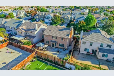 3902 Bluff, Perris, CA 92571 - Photo 7