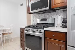 14527 Plummer, Panorama City, CA 91402 - Photo 15