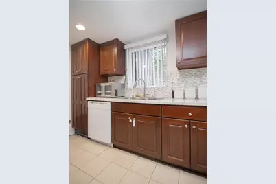 14527 Plummer #202, Panorama City, CA 91402 - Photo 19