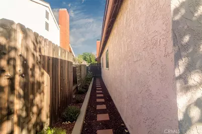 2074 Valleywood Street, Colton, CA 92324 - Photo 23