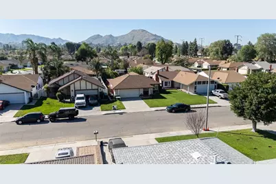 2074 Valleywood Street, Colton, CA 92324 - Photo 25