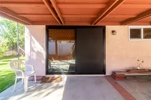 2074 Valleywood St, Colton, CA 92324 - Photo 19