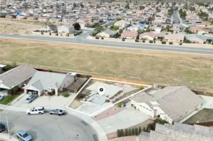 11456 Highland Ct, Adelanto, CA 92301 - Photo 3