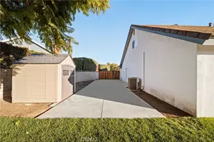 1325 Brenda Ct, Upland, CA 91786 - Photo 43