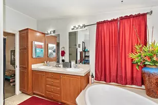 12730 Fir St, Oak Hills, CA 92344 - Photo 31