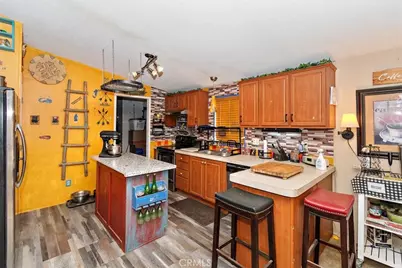 12730 Fir Street, Oak Hills, CA 92344 - Photo 25