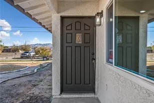 21225 Lone Eagle, Apple Valley, CA 92308 - Photo 5