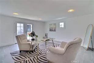 2015 W 42nd Pl, Los Angeles, CA 90062 - Photo 25