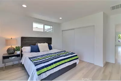 2015 W 42nd Place, Los Angeles, CA 90062 - Photo 17