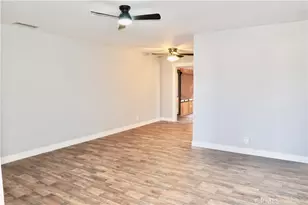 8654 Greenpoint Ave, Riverside, CA 92503 - Photo 3