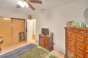5737 Riverside Ave, Rialto, CA 92377 - Photo 27