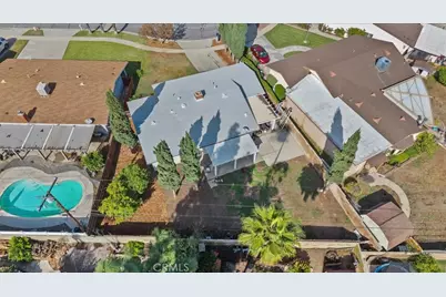 17547 Granada, Fontana, CA 92335 - Photo 25