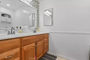 17547 Granada, Fontana, CA 92335 - Photo 15