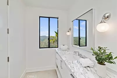 1425 Skyline, Laguna Beach, CA 92651 - Photo 29