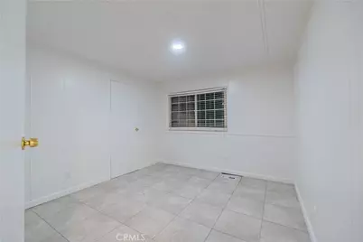 9426 Tamarisk #21, Hesperia, CA 92345 - Photo 23