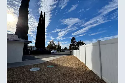 40471 Rome Beauty, Cherry Valley, CA 92223 - Photo 5