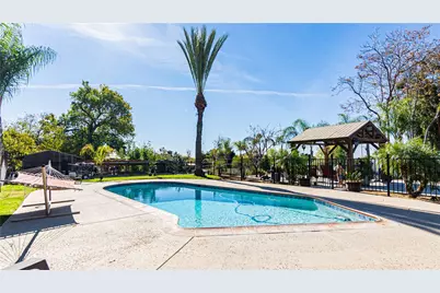 35181 Eureka, Yucaipa, CA 92399 - Photo 3