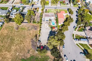 35181 Eureka, Yucaipa, CA 92399 - Photo 37