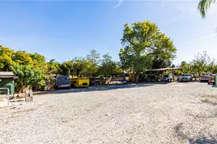 35181 Eureka, Yucaipa, CA 92399 - Photo 41