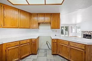 23805 Lake Vista Dr, Moreno Valley, CA 92557 - Photo 15