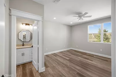 31615 Live Oak Canyon, Redlands, CA 92373 - Photo 39