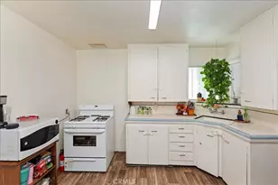 24976 7th St, San Bernardino, CA 92410 - Photo 7