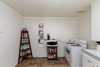 24976 7th Street, San Bernardino, CA 92410 - Photo 9