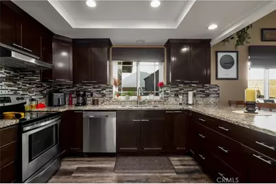 22671 San Joaquin Dr. East Drive, Canyon Lake, CA 92587 - Photo 11