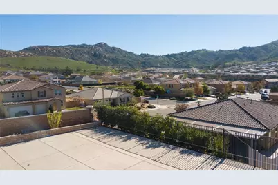 21047 Iron Rail, Riverside, CA 92507 - Photo 55