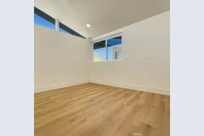 5548 Elmwood, San Bernardino, CA 92404 - Photo 9