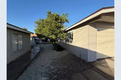 8865 Main, Jurupa Valley, CA 92509 - Photo 3