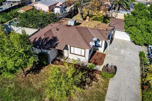 18206 Seville, Fontana, CA 92335 - Photo 23