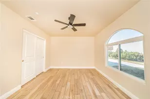 1275 Hollister, Pinon Hills, CA 92372 - Photo 25