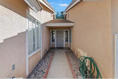 1447 Senator, San Jacinto, CA 92583 - Photo 5