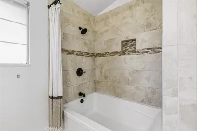 25660 Laurelwood, Moreno Valley, CA 92557 - Photo 27