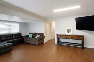 1045 Azusa Ave, Covina, CA 91722 - Photo 9