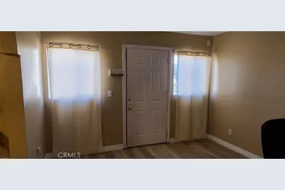 11242 Sesame, Oak Hills, CA 92344 - Photo 9