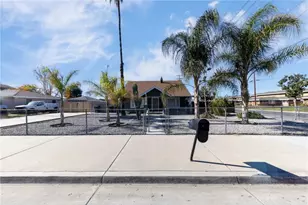 271 N Hamilton, Hemet, CA 92543 - Photo 1