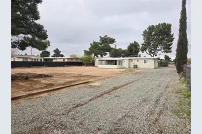 9341 Buckthorn, Hesperia, CA 92345 - Photo 21