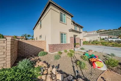 7640 Messina Heights, Highland, CA 92346 - Photo 49