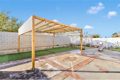 17850 Avery, Adelanto, CA 92301 - Photo 29