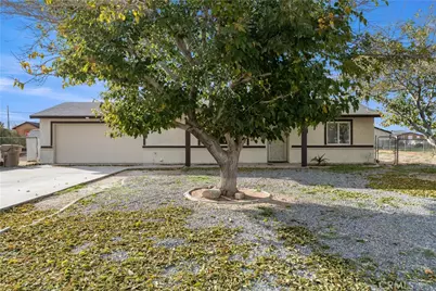 11426 Tamarisk, Hesperia, CA 92345 - Photo 3