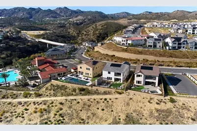 21156 Poema Place, Chatsworth, CA 91311 - Photo 37